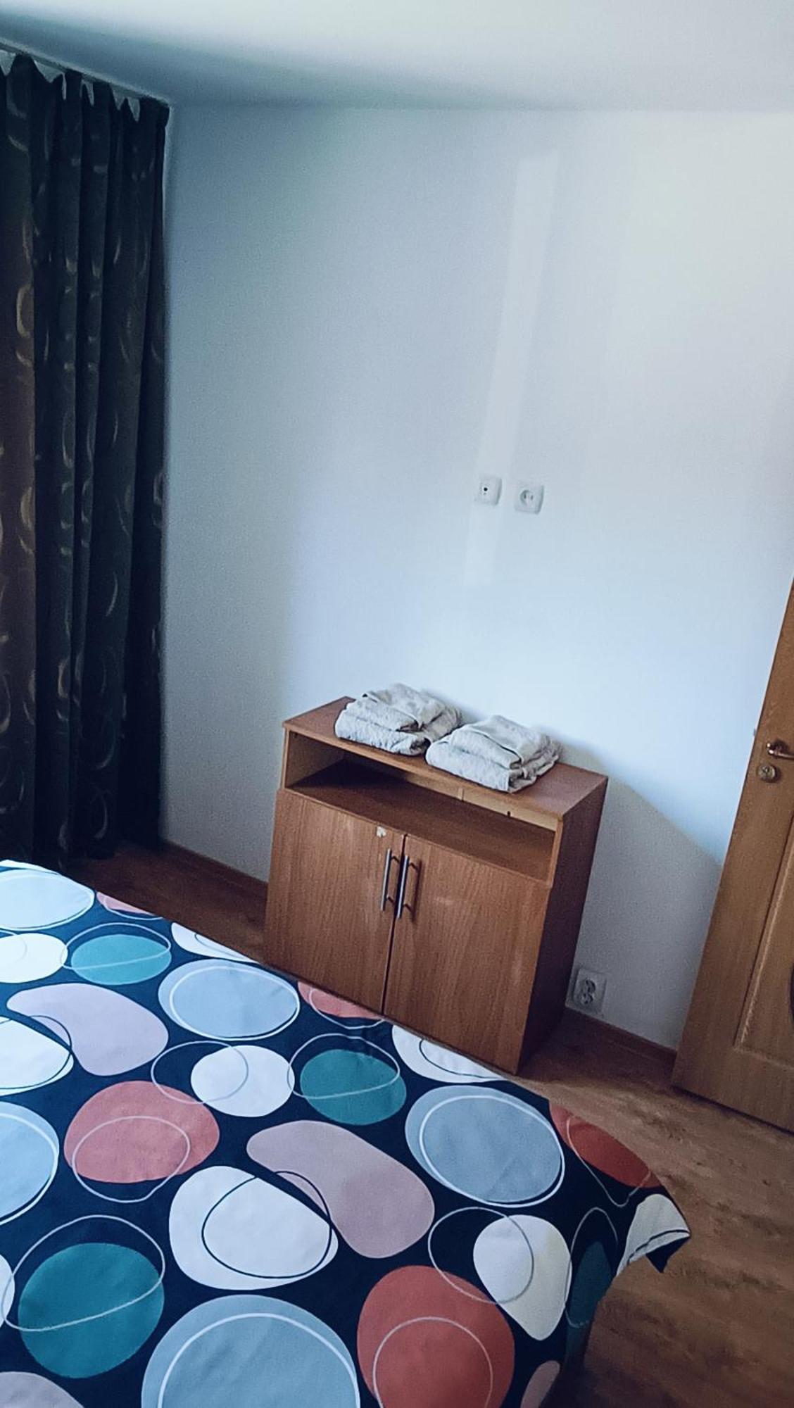 Apartamento Dana Piteşti Exterior foto